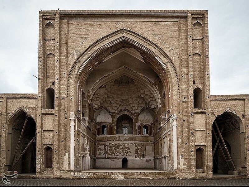 بنای مسجد جامع ساوه